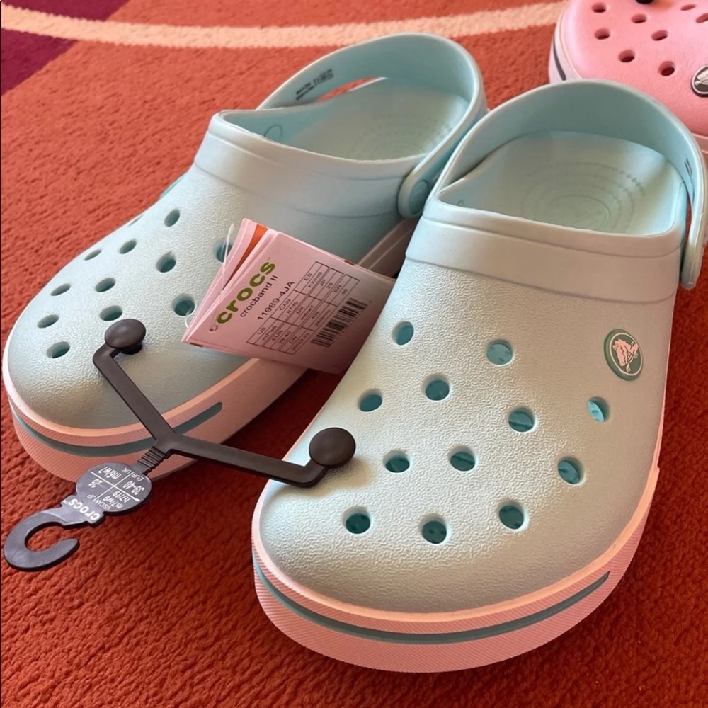 Crocs